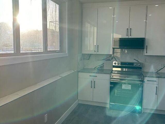 2 Bedroom Apartment for Rent at Park Dr, Rocky View County, AB T1Z None