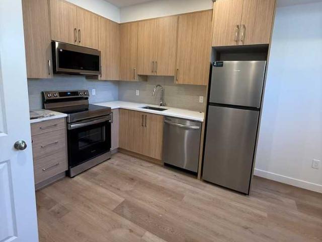 2 Bedroom Apartment for Rent at 1402 5 St Ne, Calgary, AB T2E 9E3 Williston Heights Mountview