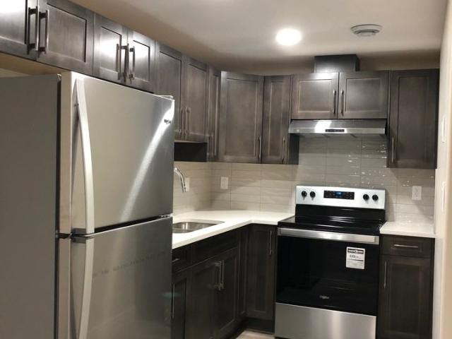 2 Bedroom Apartment for Rent at 1410 17 Ave Nw, Edmonton, AB T6T 2N6