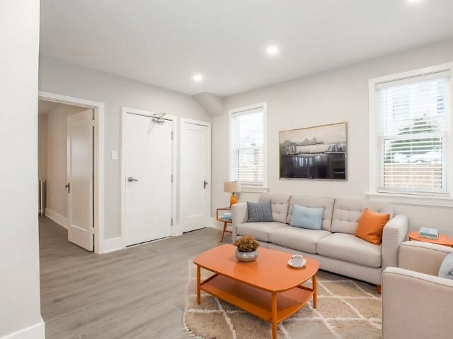 2 Bedroom Apartment for Rent at 14 Welland Ave, St. Catharines, ON L2R 2M2 Downtown St. Catharines