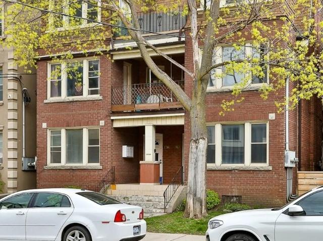 2 Bedroom Apartment for Rent at 153 Vaughan Rd, Toronto, ON M6C 2L9 Cedarvale