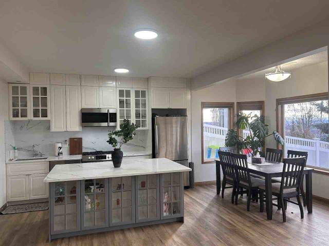 2 Bedroom Apartment for Rent at 10379 Rockyledge St Nw, Calgary, AB T3G 5P8 Rock Ridge