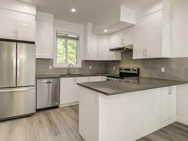 2 Bedroom Apartment for Rent at 10751 85 Ave Nw, Edmonton, AB T6E 2K9 Garneau