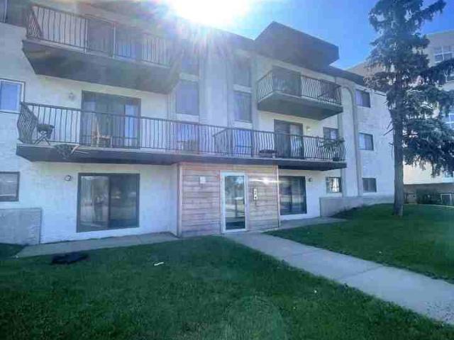2 Bedroom Apartment for Rent at 10917 109 St Nw, Edmonton, AB T5H 3C2 Central McDougall