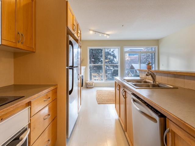 2 Bedroom Apartment for Rent at 11039 83 Ave Nw, Edmonton, AB T6G 2V6 Garneau