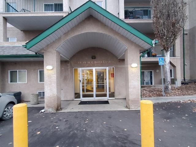2 Bedroom Apartment for Rent at 11325 83 St Nw, Edmonton, AB T5B 4W5 Parkdale