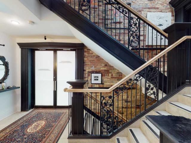 2 Bedroom Apartment for Rent at 1152 Gerrard St E, Toronto, ON M4L 1Y2 Leslieville