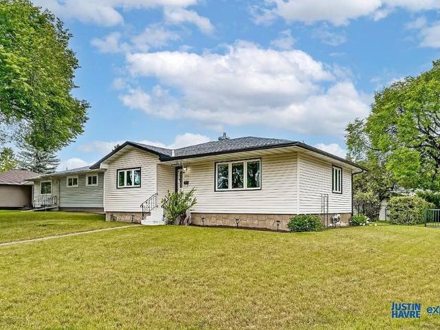 2 Bedroom Apartment for Rent at 1204 18 St Ne, Calgary, AB T2E 4V9 Mayland Heights