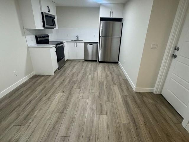 2 Bedroom Apartment for Rent at 216 Drystone Walk Nw, Calgary, AB T3R 2L9 Downtown Calgary