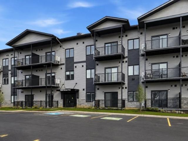 2 Bedroom Apartment for Rent at 2396 Cléroux Cres, Ottawa, ON K1W 1A2 Blackburn Hamlet