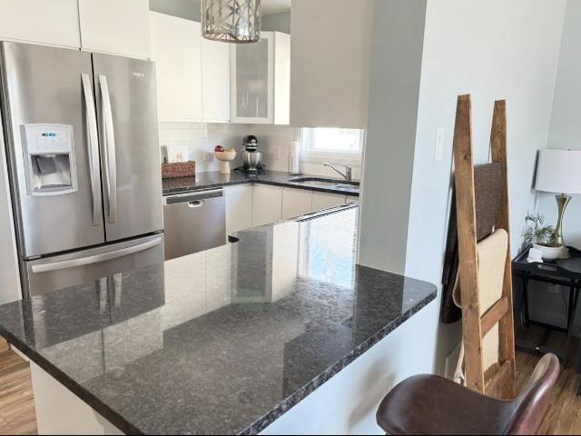 2 Bedroom Apartment for Rent at 388 Winston Ave, Ottawa, ON K2A 1Y5 Westboro