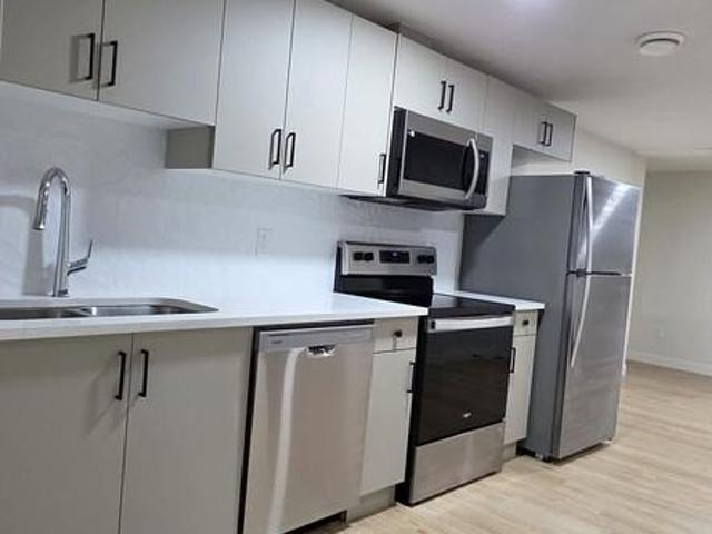 2 Bedroom Apartment for Rent at 3063 200 St Nw, Edmonton, AB T6M 1N7 Rural West
