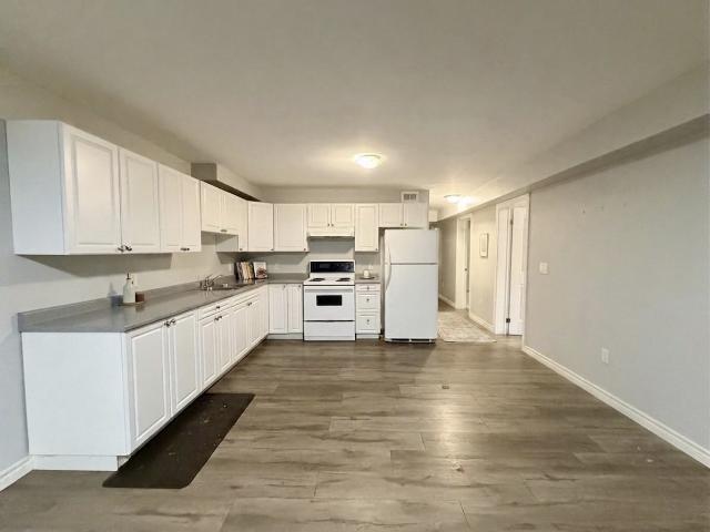 2 Bedroom Apartment for Rent at 31 Alfred St, Barrie, ON L4N 3M2 Allandale