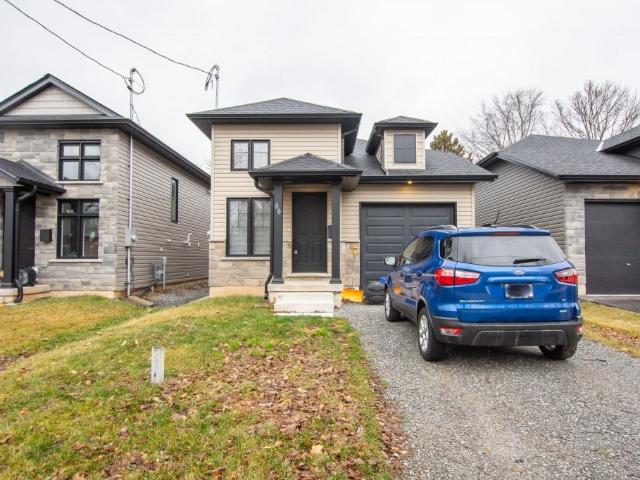 2 Bedroom Apartment for Rent at 44 Hatter Ave, Welland, ON L3C 3P3