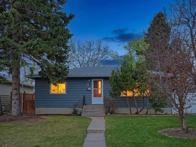 2 Bedroom Apartment for Rent at 43 Coleridge Rd Nw, Calgary, AB T2K 1X1 Cambrian Heights