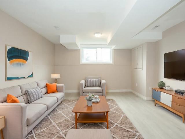 2 Bedroom Apartment for Rent at 55 Marshall Ave, Welland, ON L3C 2N1