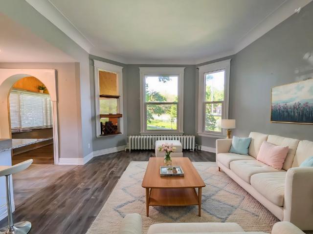 2 Bedroom Apartment for Rent at 55 Wellington St S, Hamilton, ON L8N 2P9 Corktown