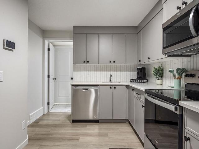 2 Bedroom Apartment for Rent at 56 Edith Cres Nw, Calgary, AB T3R 2C3 Downtown Calgary
