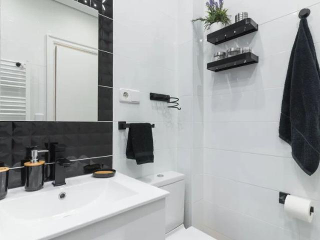 2 bedroom apartment for rent in Moscardó, bills included