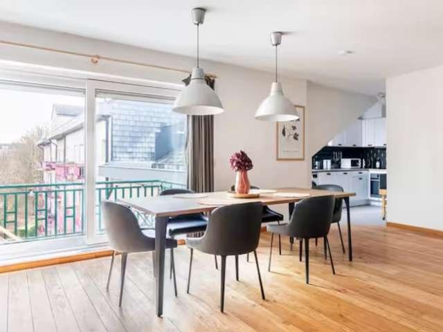 2 bedroom apartment for rent in Avenue Léopold III, Brussels