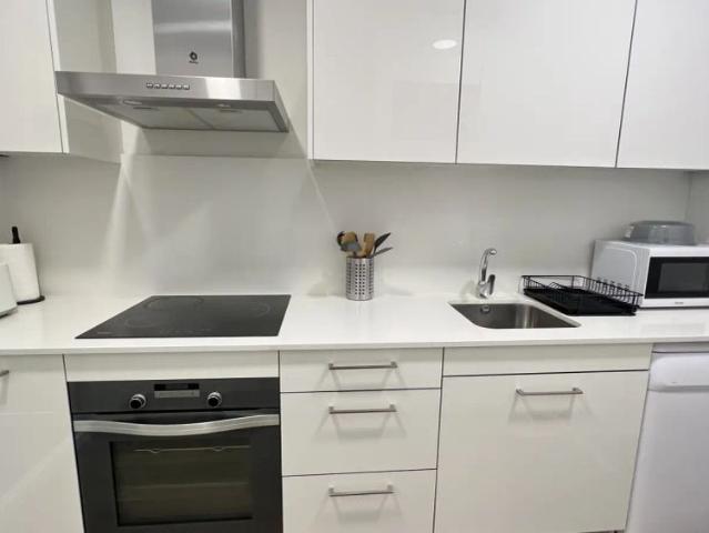 2 bedroom apartment for rent in Adelfas