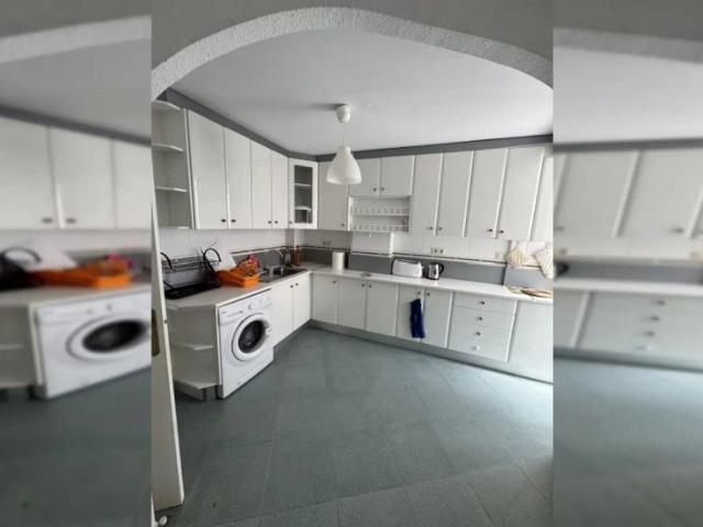 2 bedroom apartment for rent in Alicante, no pets or smoking allowed, couples accepted