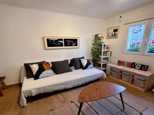 2 bedroom apartment for rent in Almendrales, Madrid