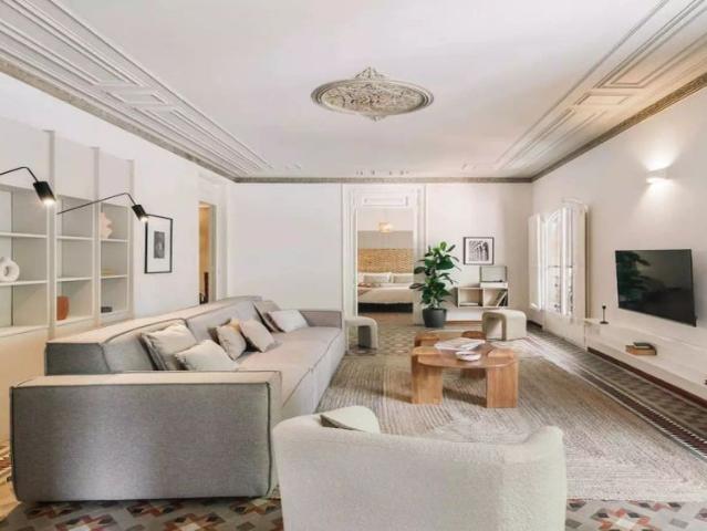 2 bedroom apartment for rent in Barcelona