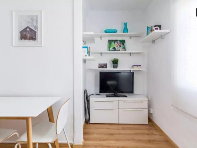 2 bedroom apartment for rent in Camins Al Grau