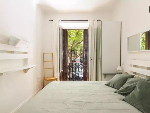2 bedroom apartment for rent in Castellana