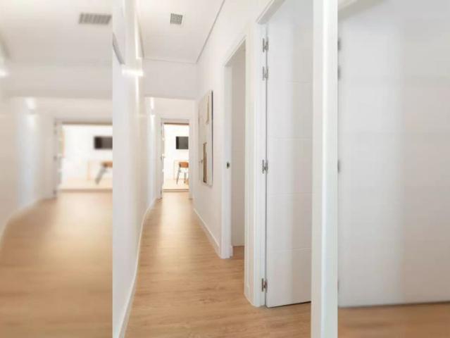 2 bedroom apartment for rent in Centro, Madrid