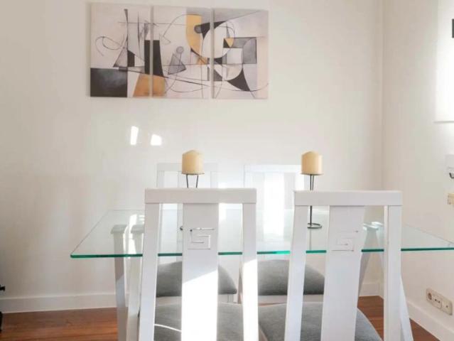 2 bedroom apartment for rent in Chopera, perfect for professionals