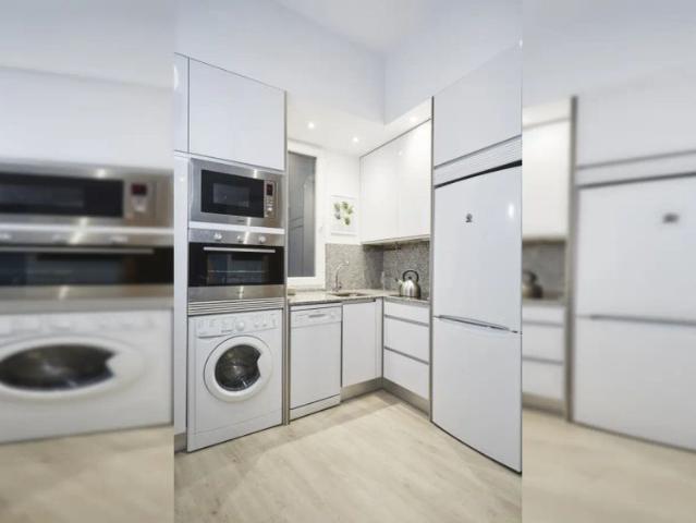 2 bedroom apartment for rent in Cortes, bills included