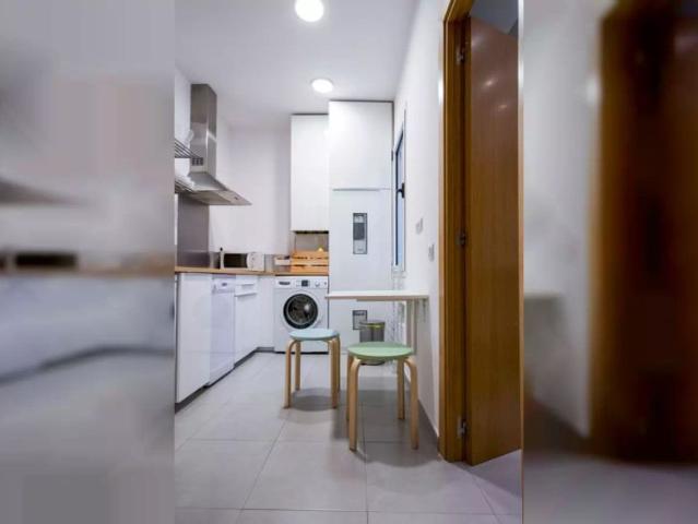 2 bedroom apartment for rent in Cortes, bills included