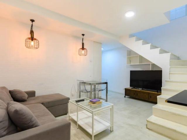 2 bedroom apartment for rent in Cortes, bills included