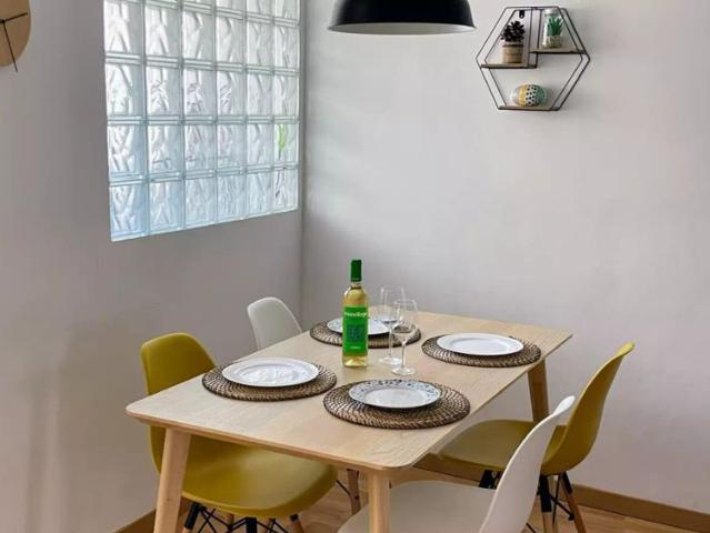 2 bedroom apartment for rent in Eixample, Valencia