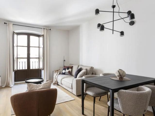 2 bedroom apartment for rent in el Gotic, Ciutat Vella