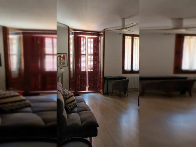 2 bedroom apartment for rent in El Poble Sec, perfect for couples