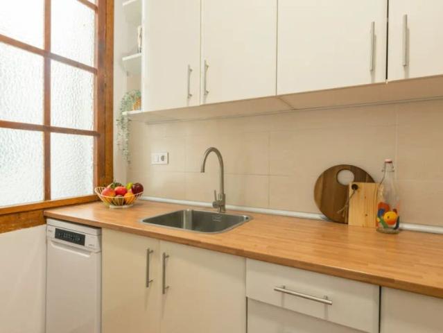 2 bedroom apartment for rent in El Raval