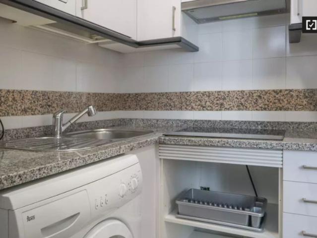 2 bedroom apartment for rent in Embajadores, Madrid