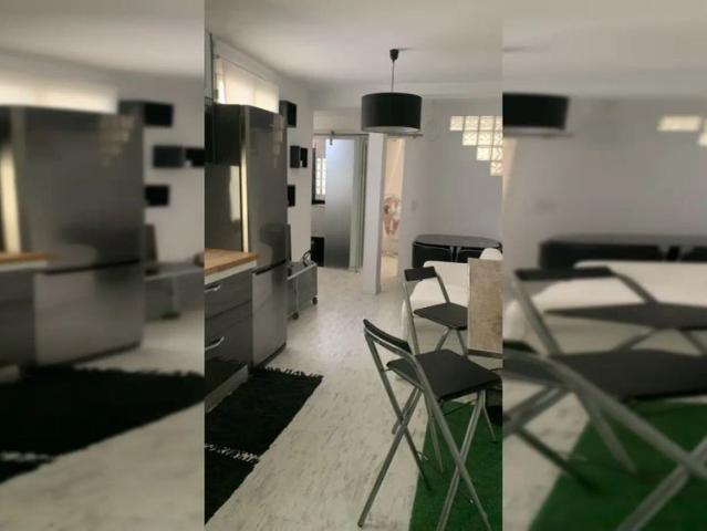 2 bedroom apartment for rent in Embajadores for professionals and students