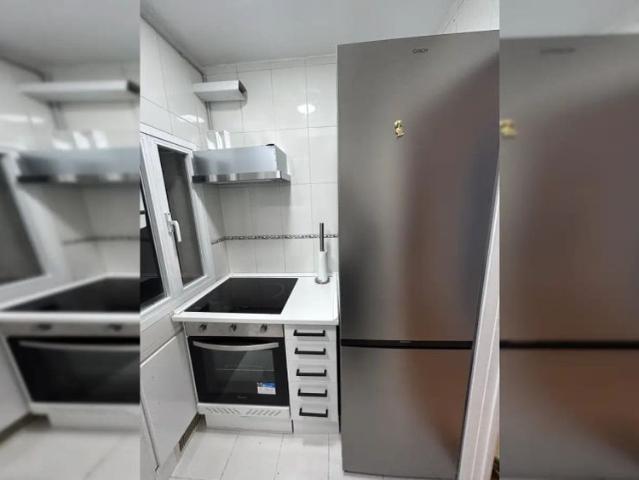 2 bedroom apartment for rent in Embajadores