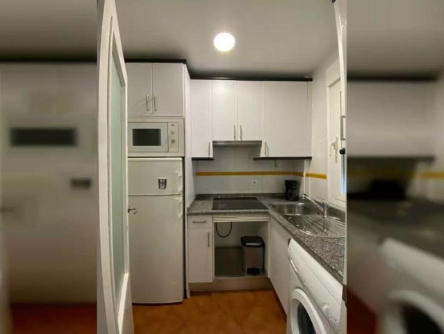 2 bedroom apartment for rent in Embajadores