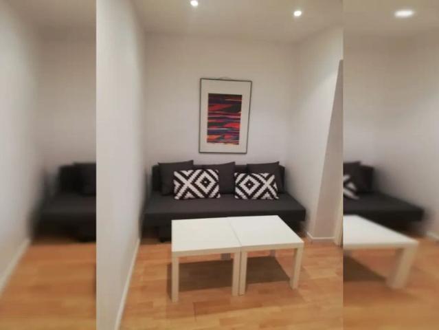 2 bedroom apartment for rent in Embajadores