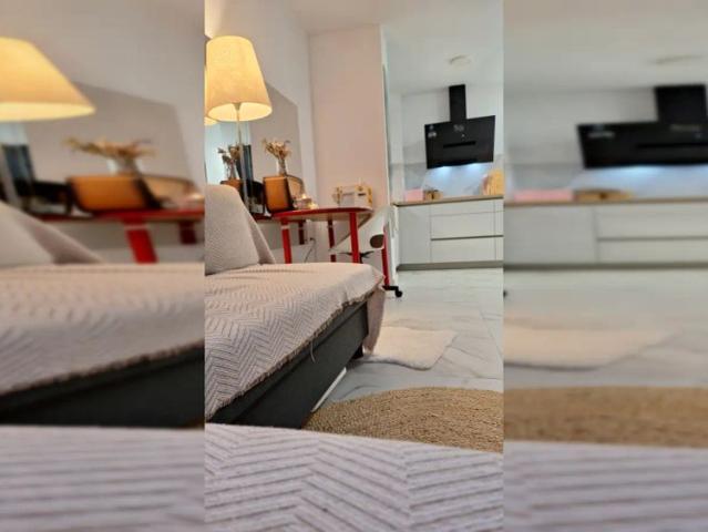 2 bedroom apartment for rent in Feria, all bills included