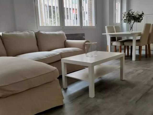 2 bedroom apartment for rent in Hispanoamérica, bills included