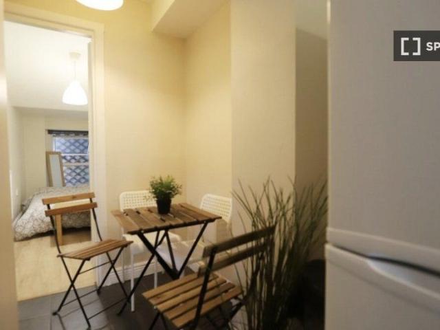 2 bedroom apartment for rent in Inns Quay, Dublin