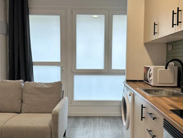 2 bedroom apartment for rent in Lucero, Madrid