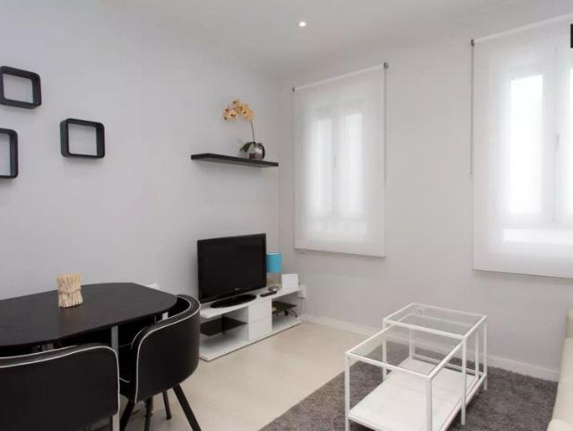2 bedroom apartment for rent in Palos de Moguer