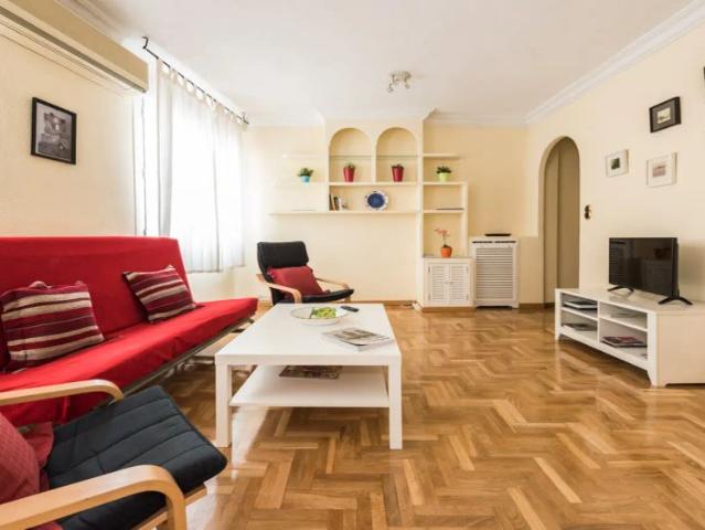 2 bedroom apartment for rent in Palos de Moguer, bills included